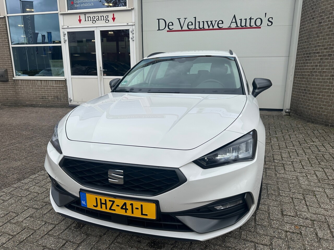 SEAT Leon Sportstourer - 1.5 TSI Style Business Intense |Apple - AutoWereld.nl
