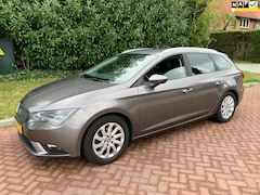 SEAT Leon ST - 1.6 TDI 6 bak Style Business Ecomotive nette auto met n.a, p en nieuwe apk