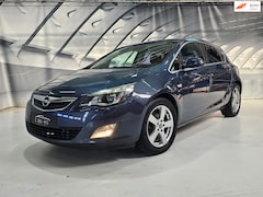 Opel Astra - 1.6 Turbo Sport