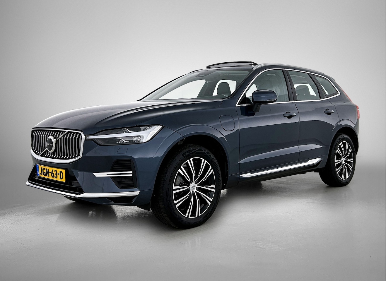 Volvo XC60 - 2.0 T8 Plug-in hybrid AWD Inscription | Harmon Kardon | Panoramadak | Navigatie | - AutoWereld.nl