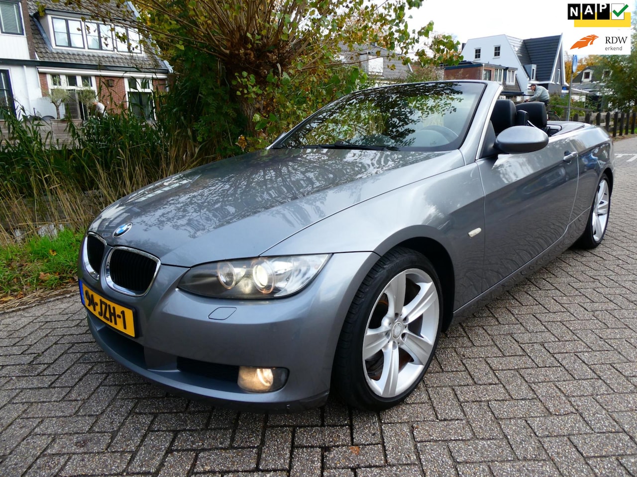 BMW 3-serie Cabrio - 320i 170pk Automaat Leder Navi Xenon Geen import - AutoWereld.nl