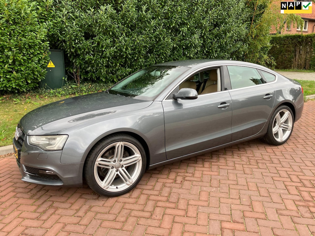 Audi A5 Sportback - 1.8 TFSI Pro Line 6 bak leer nieuwe apk 19 inch hele mooie auto perfect - AutoWereld.nl