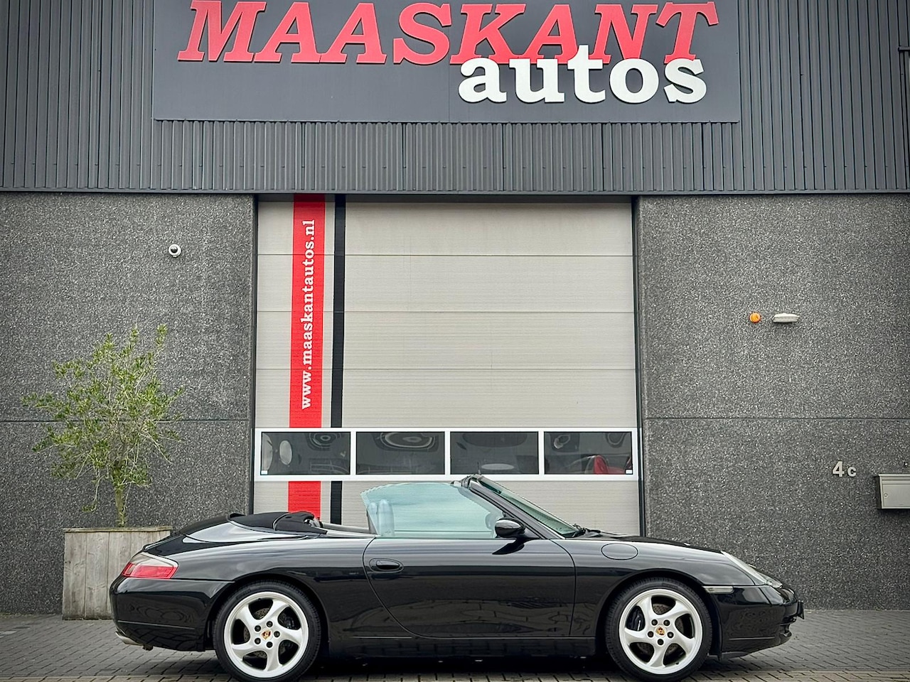 Porsche 911 Cabrio - Carrera / 996 / Tiptronic / Hardtop / Ims replaced / NICE CONDITION! - AutoWereld.nl