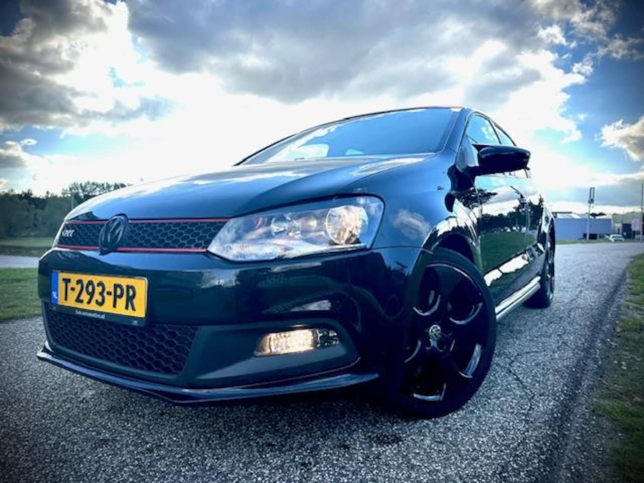 Volkswagen Polo - 1.4 TSI GTI 1.4 TSI GTI, DSG AUTOMAAT, 180PK, DEALERONDERHOUDEN - AutoWereld.nl