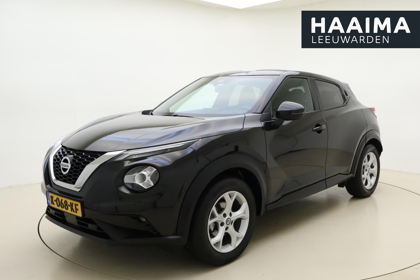Nissan Juke - 1.0 DIG-T N-Connecta Navigatie | Trekhaak | Climate control | Extra getint glas | Lichtmet - AutoWereld.nl