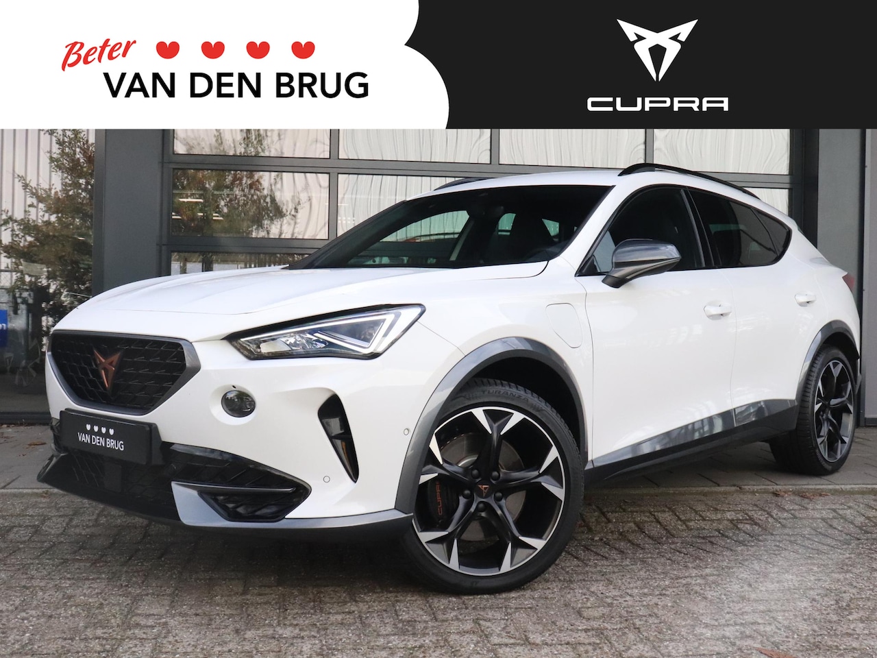 CUPRA Formentor - 1.4 e-Hybrid VZ 245PK | Trekhaak | Supersport Stuurwiel | Achteruitrijcamera | Stuur- & St - AutoWereld.nl