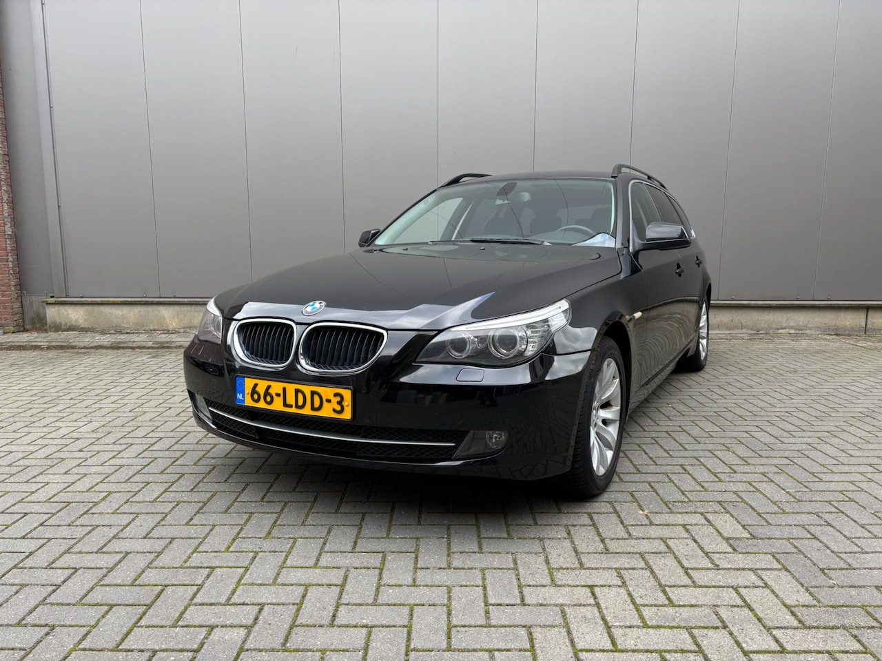 BMW 5-serie Touring - 520i Business Line Edition I 520i Business Line Edition I - AutoWereld.nl