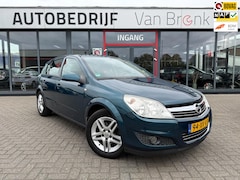 Opel Astra - 1.6 Temptation | Airco | PDC | Trekhaak | Cruise