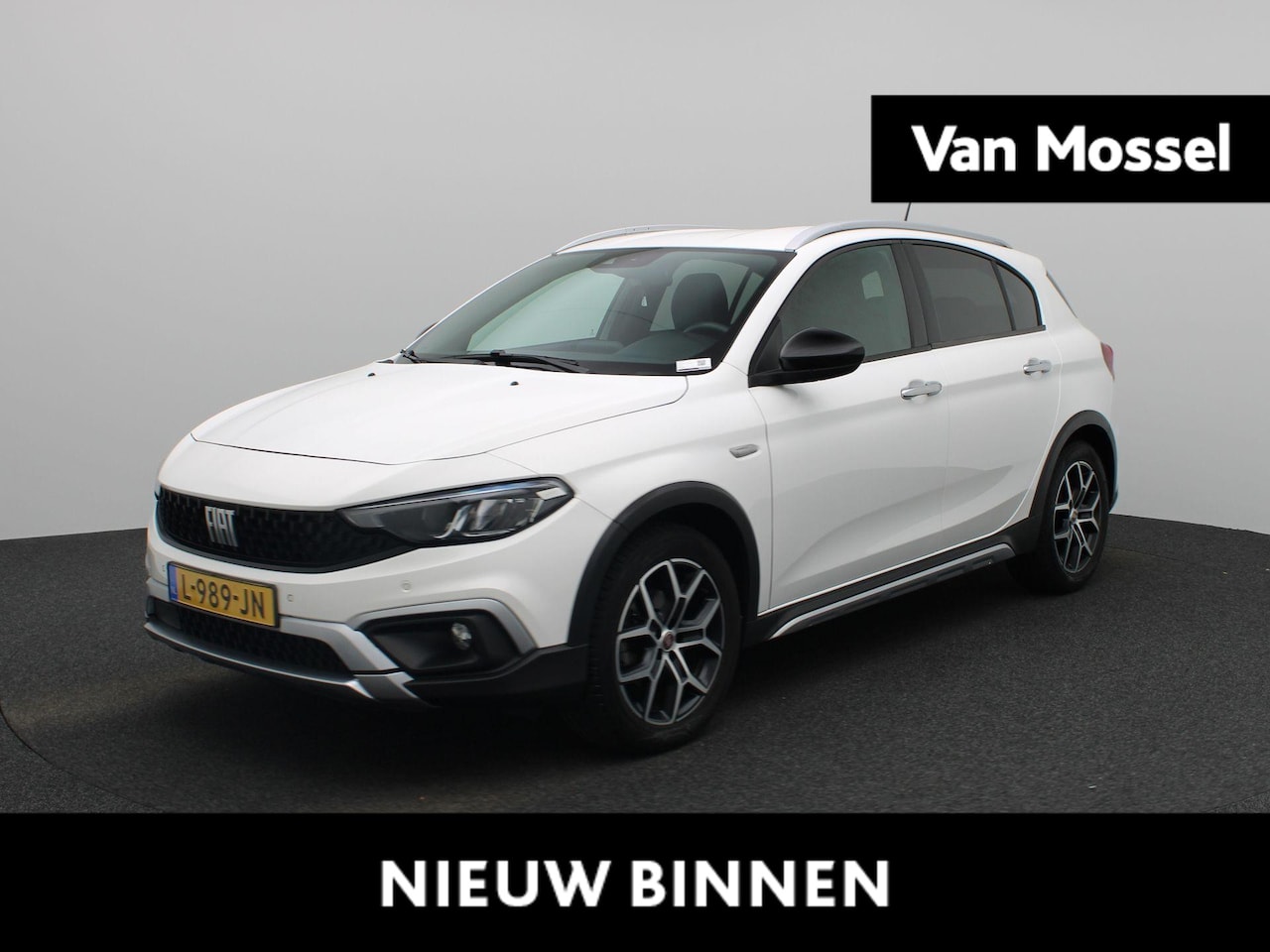 Fiat Tipo Cross - 1.0 Cross | Navigatie | Airco | Lichtmetalen Velgen | Bluetooth Telefonie | Privacy Glass - AutoWereld.nl