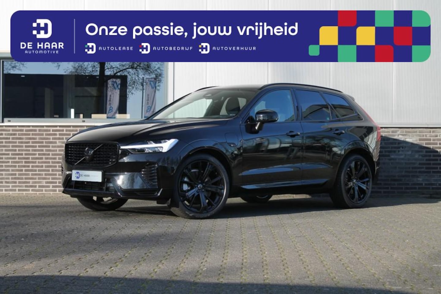 Volvo XC60 - 2.0 T6 AWD Black Edition - Pano - Luchtvering - Harman/Kardon - AutoWereld.nl