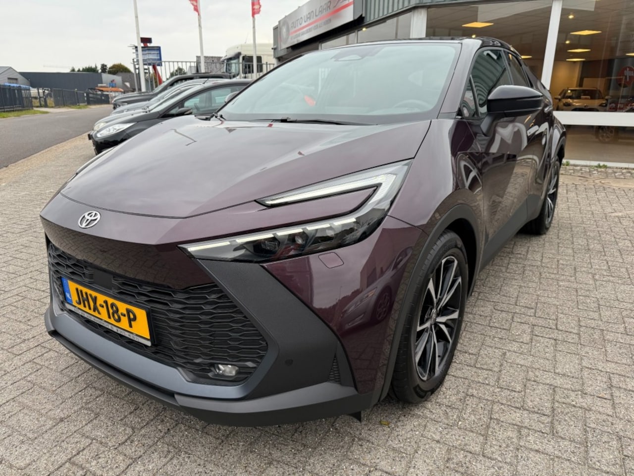 Toyota C-HR - 1.8 Hybrid 140 dynamic Rijklaar met garantie - AutoWereld.nl