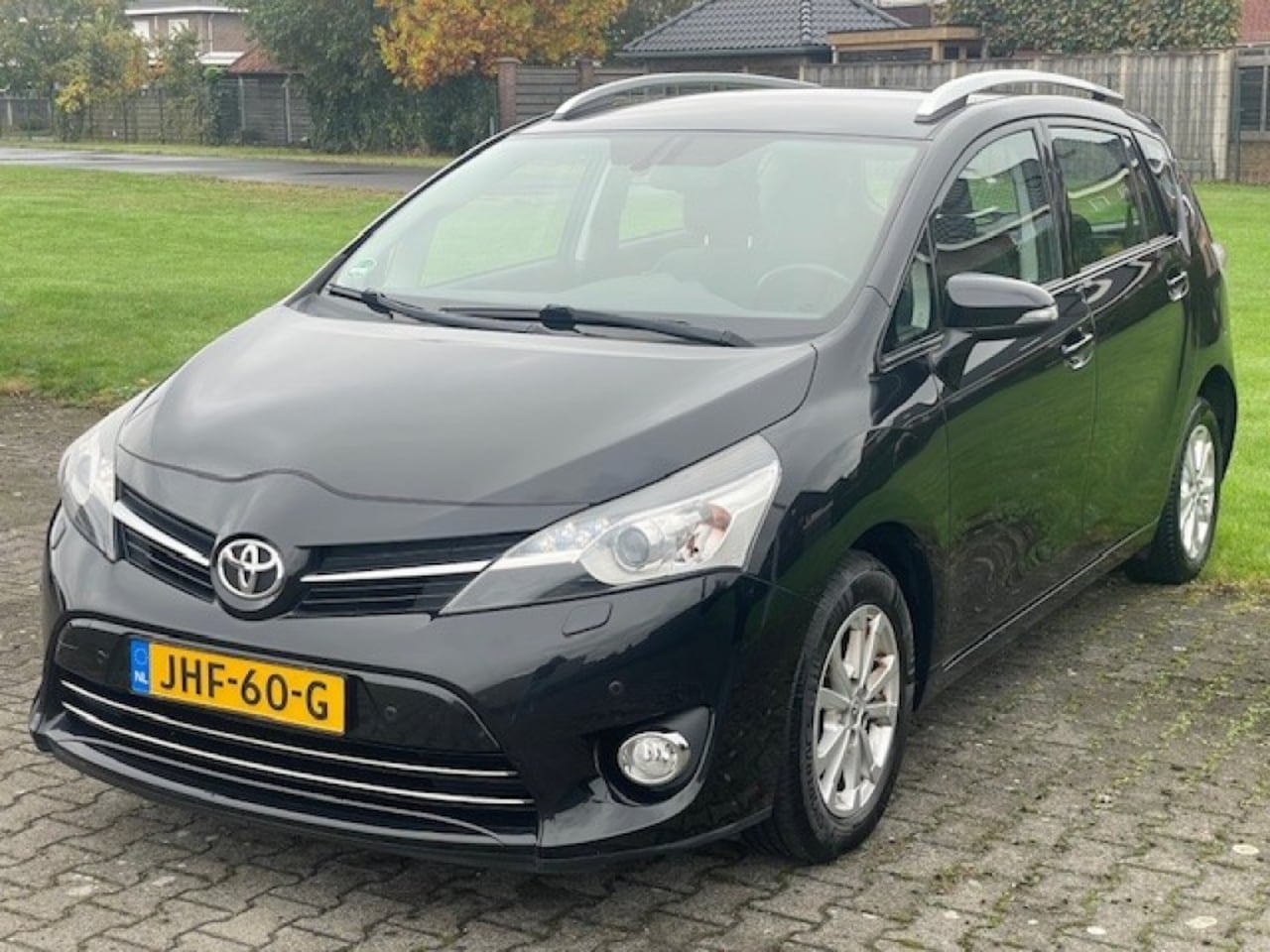 Toyota Verso - 1.8 VVT-I Business / 7-Zits/ ECC/ Navi/ Cruise/ Trekhaak/ Camera/ Xenon/ LM - AutoWereld.nl