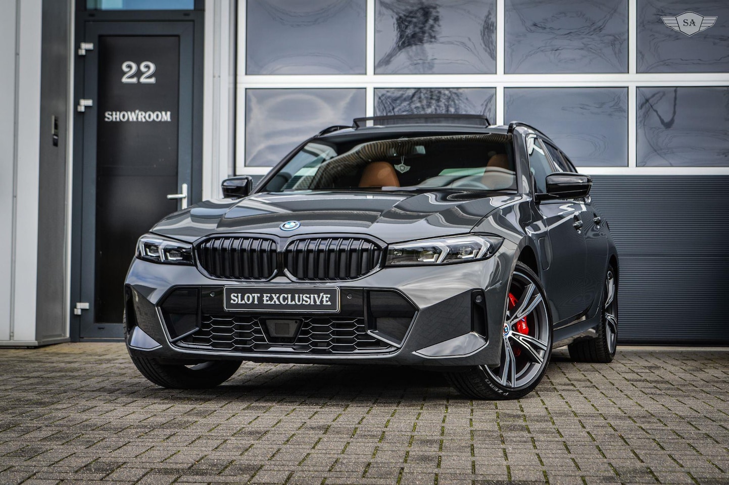 BMW 3-serie Touring - 330e xDrive|HIGH EXECUTIVE|M-PAKKET PRO|FULL OPTIONS|PANO|H&K - AutoWereld.nl