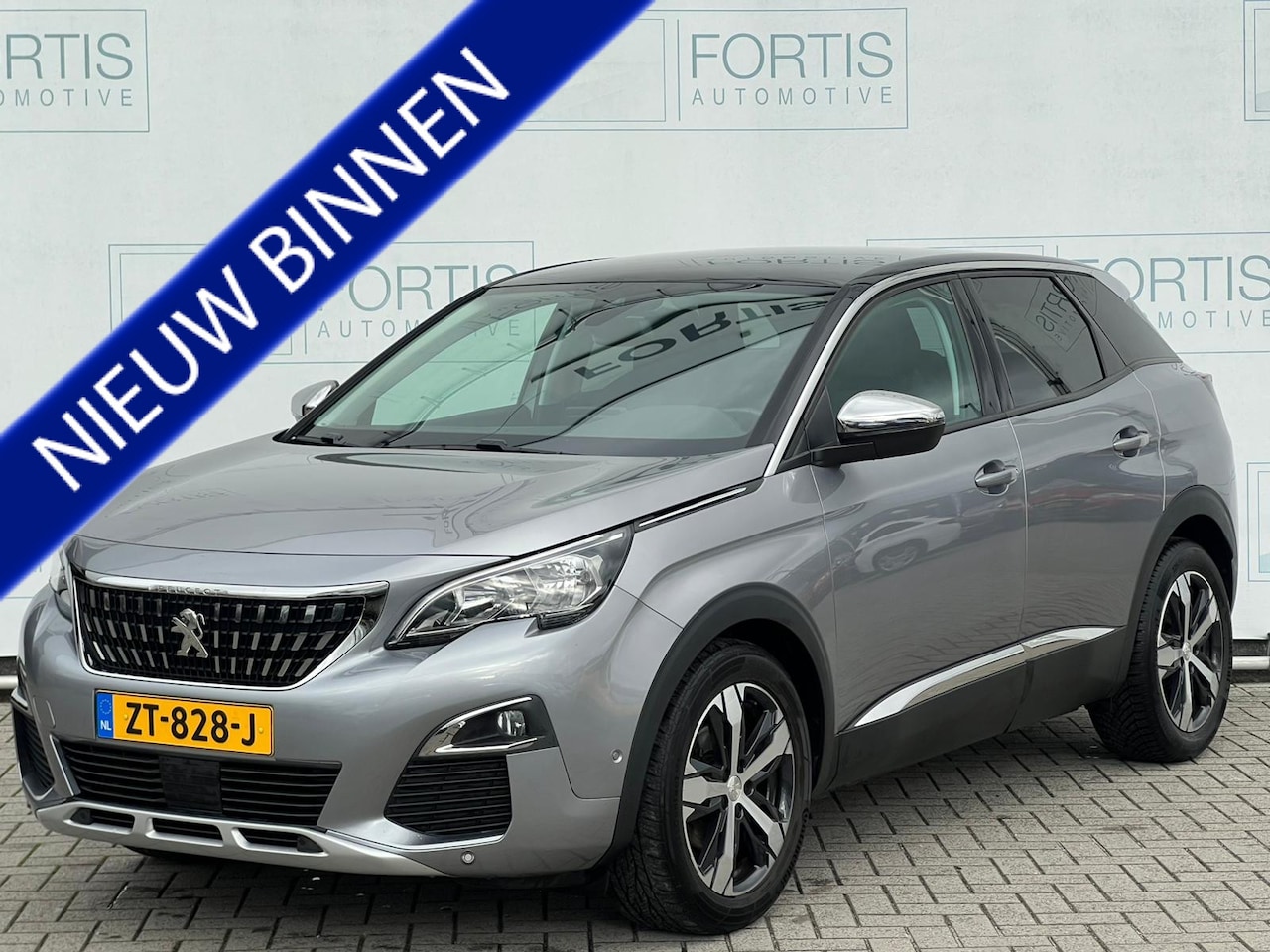 Peugeot 3008 - 1.2 PureTech Allure TREKHAAK | CAMERA | CARPLAY | HALF LEDER - AutoWereld.nl
