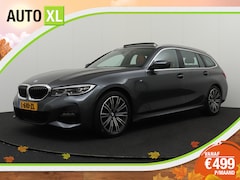 BMW 3-serie Touring - 320i M-Sport Pano-dak Camera Leder-Sportstoelen 18'LMV