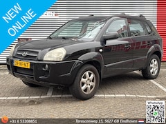 Hyundai Tucson - 2.0i Active | Schuifdak | Airco |