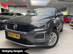 Volkswagen T-Roc - 1.0 TSI Style [ CLIMATE CONTROL | APPLE CARPLAY / ANDROID AUTO |