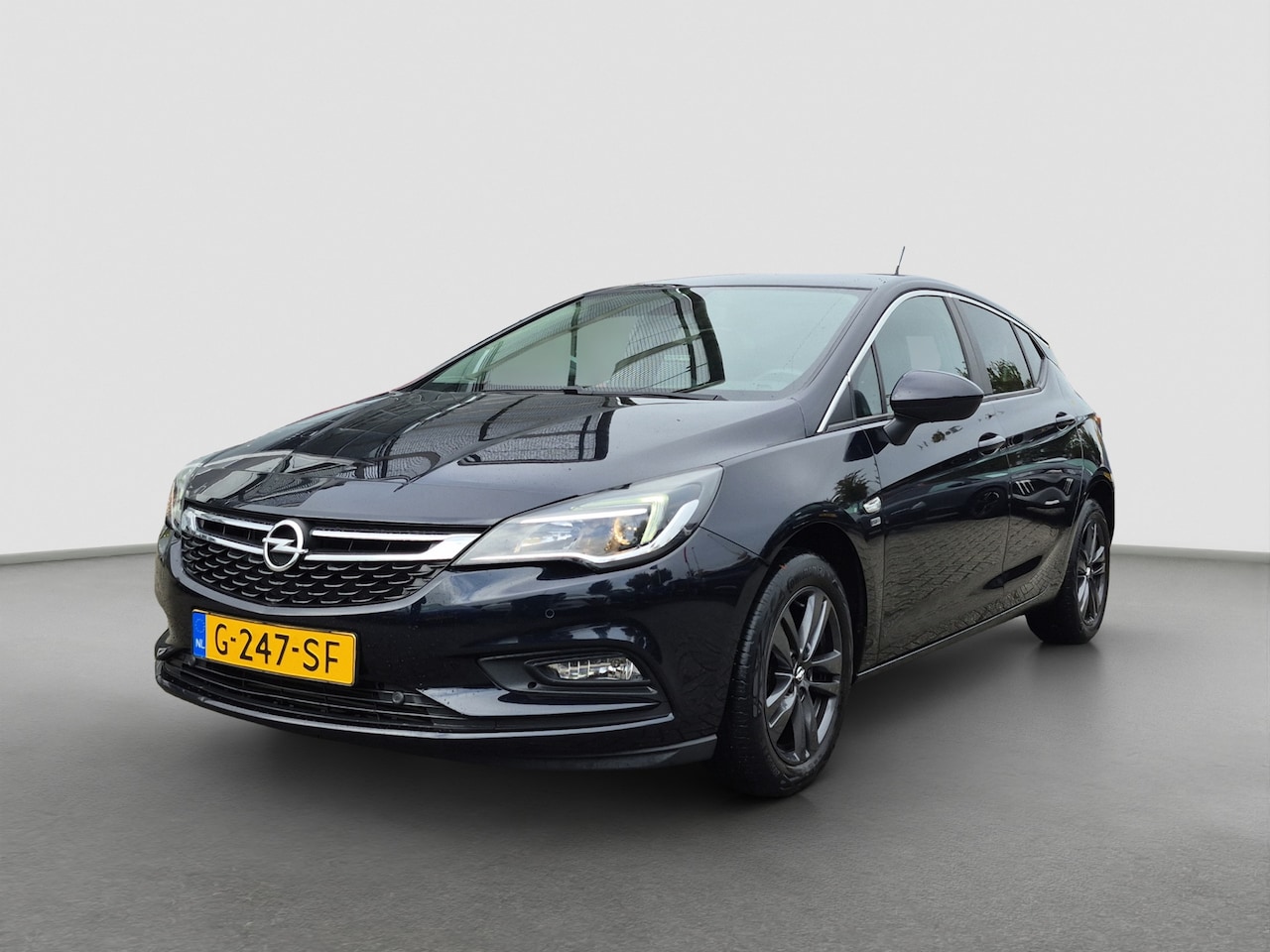 Opel Astra - 1.4 Turbo 120 Jaar Edition Automaat | Climate control | Parkeersensoren | Carplay/android - AutoWereld.nl