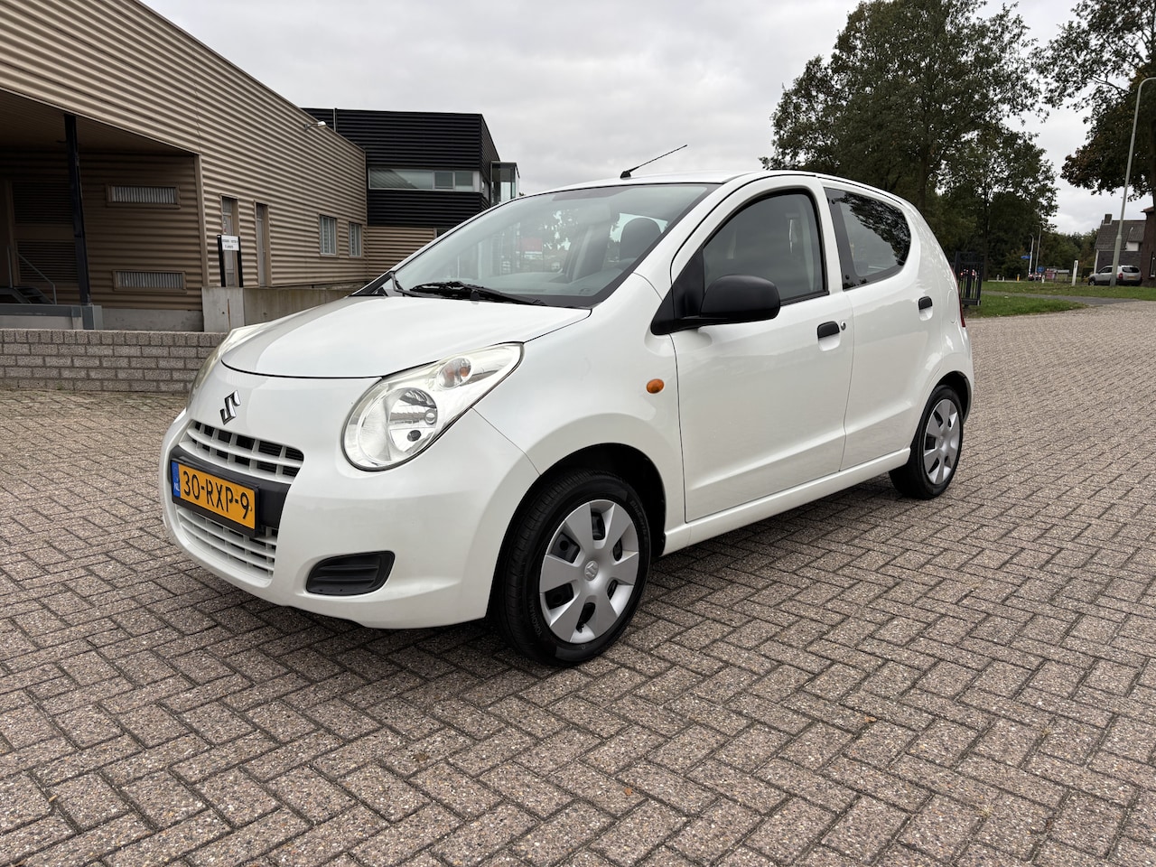 Suzuki Alto - 1.0 Cool Comfort 2e eig.dealer oh [ airco,audio,camera ] - AutoWereld.nl