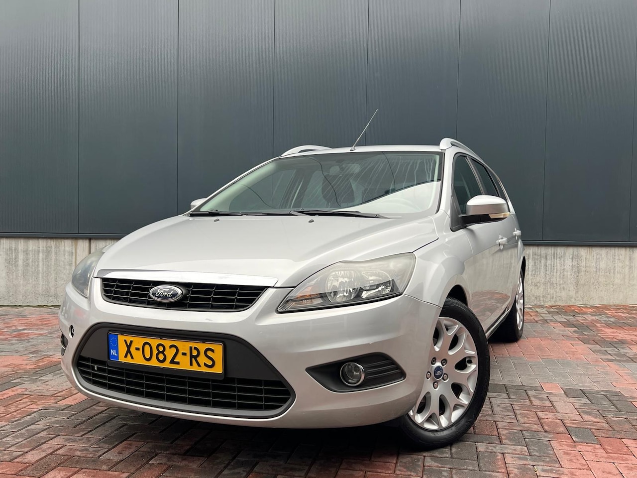 Ford Focus Wagon - 1.6 Trend * Cruise * Airco * Elek-Ramen * Keyless * Goed Onderhouden * - AutoWereld.nl