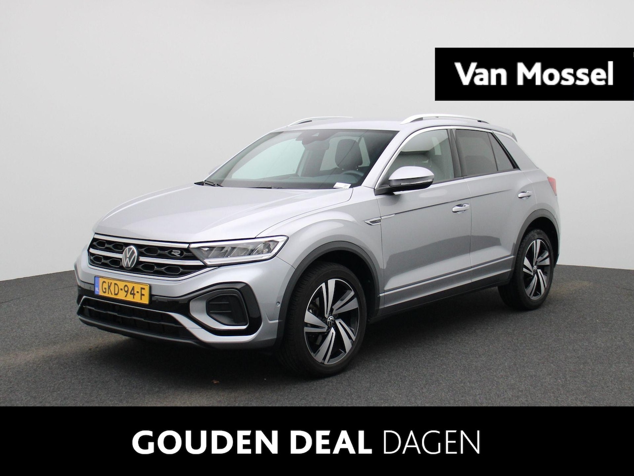 Volkswagen T-Roc - 1.0 TSI R-Line 18 inch velgen | Sportstoelen | Stoelverwarming | Parkeersensoren | Achteru - AutoWereld.nl