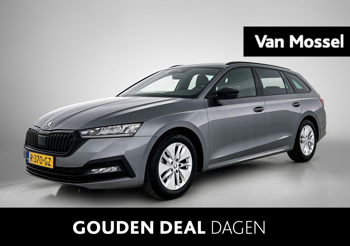 Skoda Octavia Combi - 1.0 TSI Sport Business | ACC | PARKEERSENSOREN VOOR & ACHTER | VIRTUAL COCKPIT | SFEERVERL - AutoWereld.nl