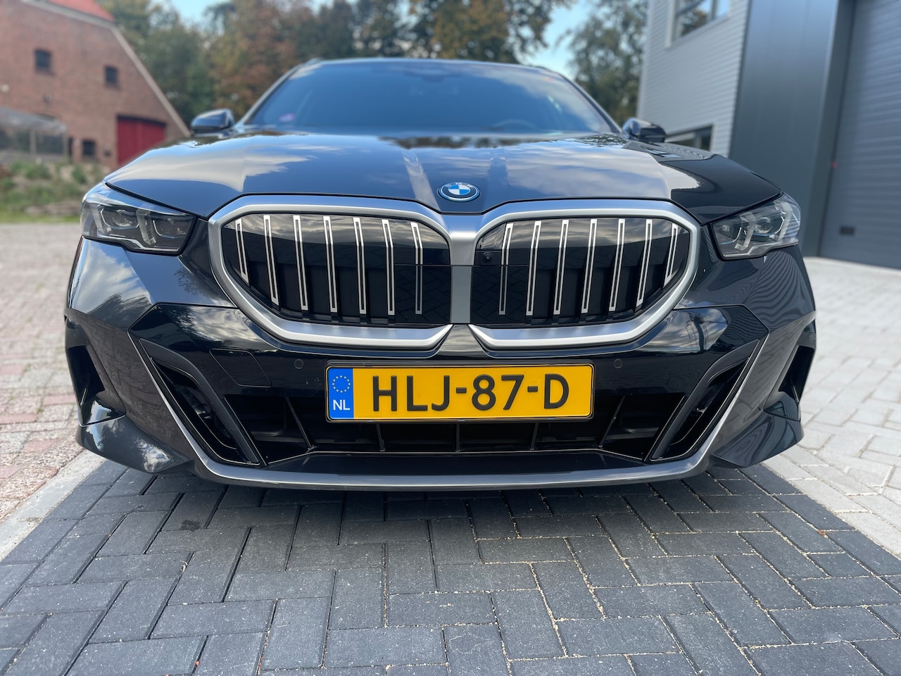 BMW 5-serie Touring - 530e xDrive - AutoWereld.nl