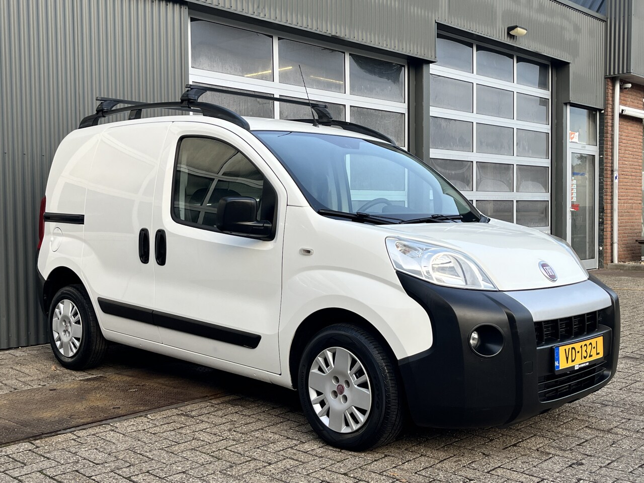Fiat Fiorino - 1.3 MJ Airco Cruise controle Schuifdeur Parkeersensoren achter 2-Persoons Euro 5 Bpm vrij - AutoWereld.nl