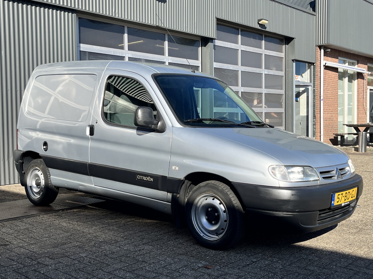 Citroën Berlingo - 2.0 HDi Btw en Bpm vrij!! Trekhaak 1100kg trekgewicht 2-Persoons Euro 3 GEEN APK - AutoWereld.nl