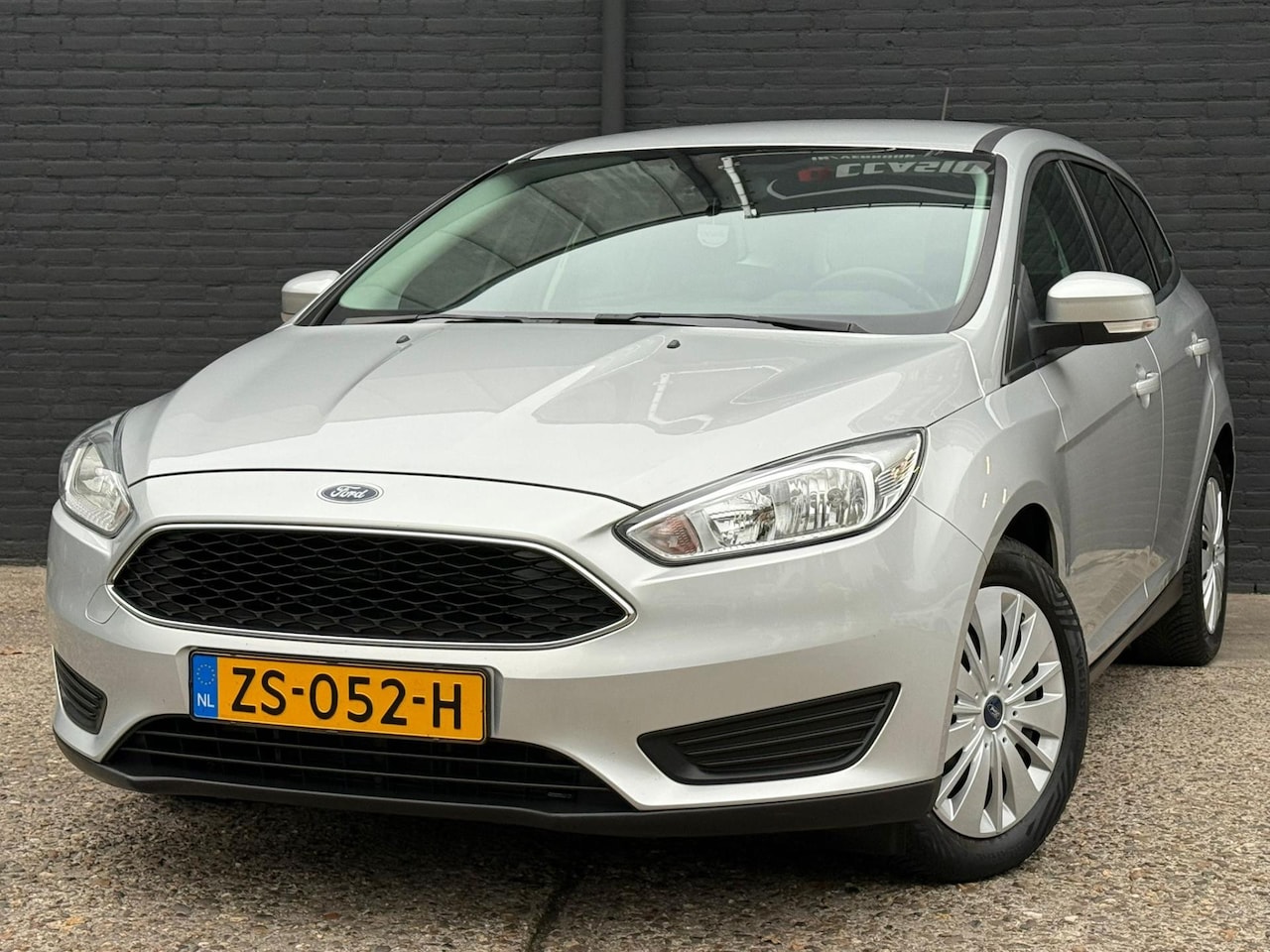 Ford Focus Wagon - 1.0 Lease Edition AIRCO | CRUISE | NAVI | PDC | NWE APK - AutoWereld.nl