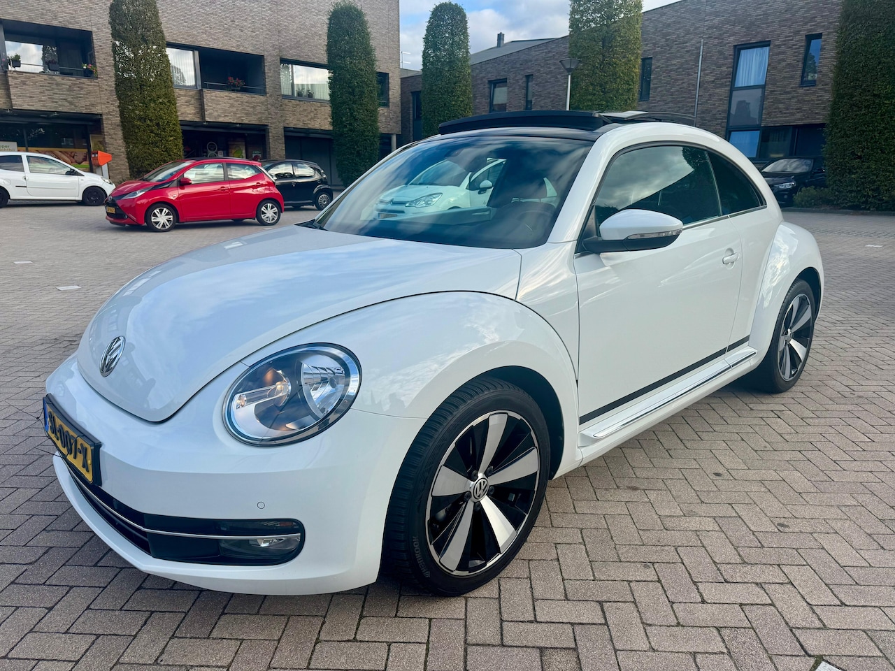 Volkswagen Beetle - 1.2 TSI Design BlueMotion - AutoWereld.nl