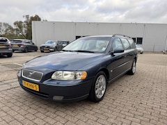 Volvo V70 - 2.4 D5 Edition II Nieuwe APK