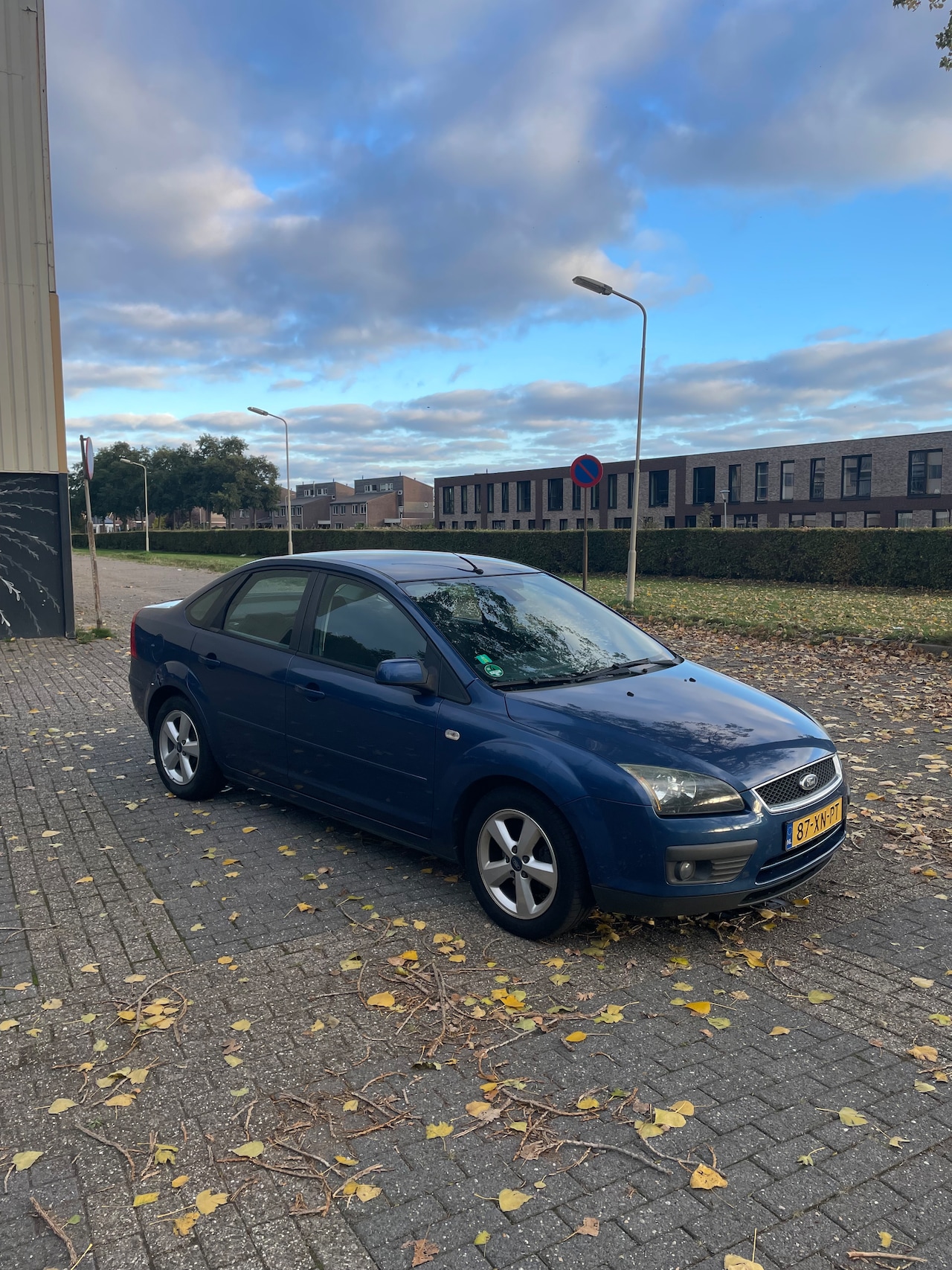 Ford Focus - 1.6-16V Futura - AutoWereld.nl