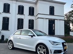 Audi A1 - 1.2 TFSI Pro Line S PANO/NAVI LEDER/STOF S-LINE