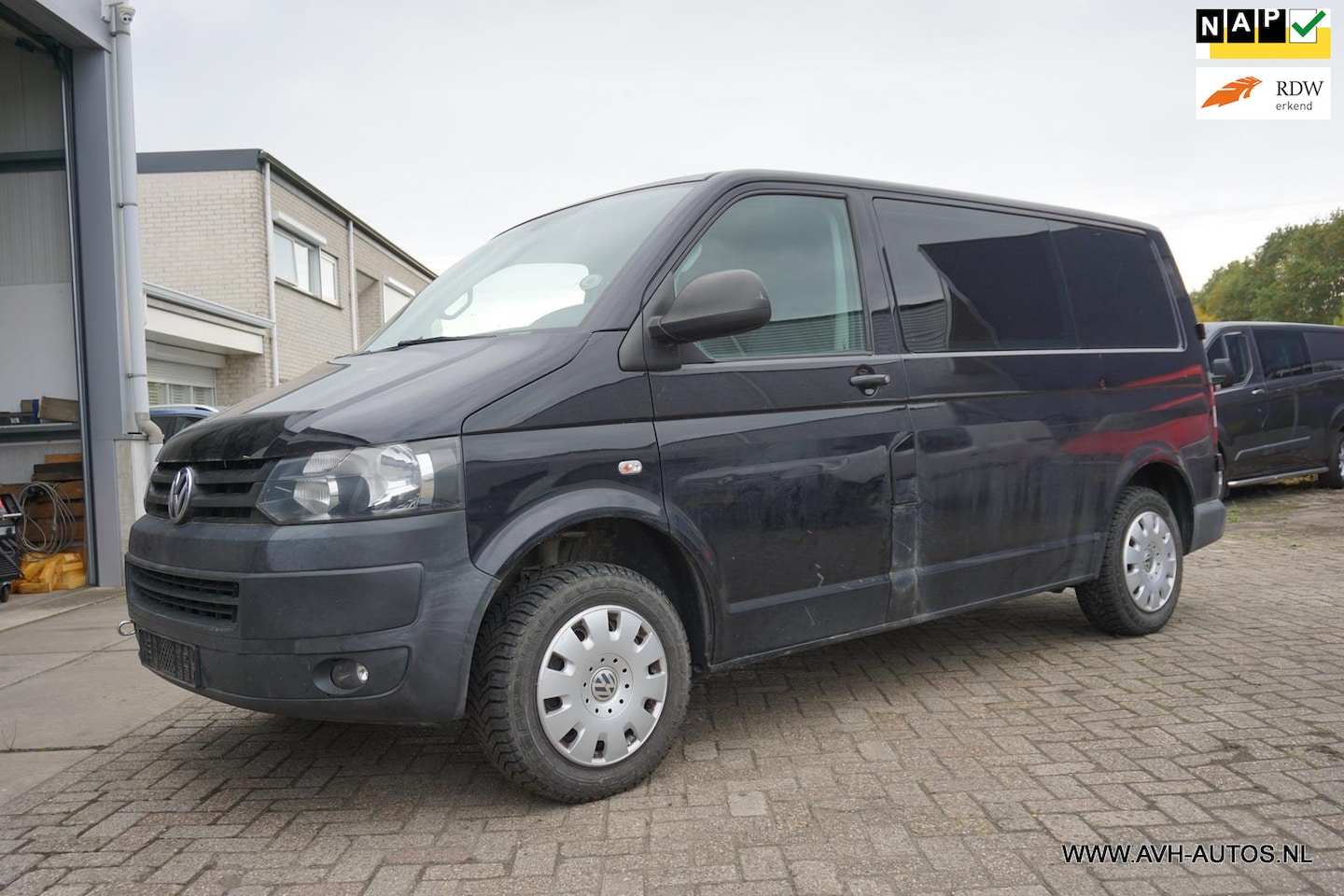 Volkswagen Transporter - 2.0 TDI L1H1 DC Comfortline 2.0 TDI L1H1 DC Comfortline, Motor defect! - AutoWereld.nl