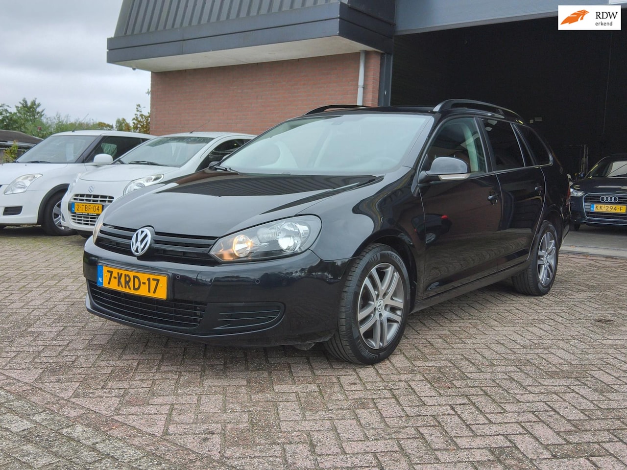 Volkswagen Golf Variant - 1.6 TDI Comfortline BlueMotion APK, AIRCO, TREKHAAK, BOEKJES!! - AutoWereld.nl
