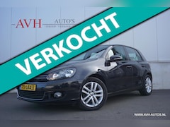 Volkswagen Golf - 1.6 TDI Highline BlueMotion