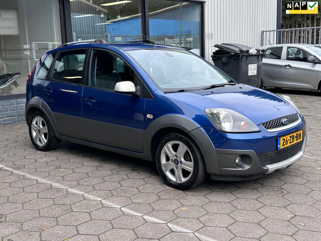 Ford Fiesta - 1.4-16V Crossroad/Airco/APK7-10-2026 - AutoWereld.nl