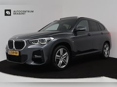 BMW X1 - SDrive20i High Executive Edition (PANORAMADAK, STOELVERWARMING, HEAD-UP, CRUISE CONTROL, P
