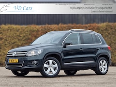Volkswagen Tiguan - 2.0 TSI Sport&Style 4motion AUTOMAAT*Trekhaak*Navigatie*Cruise control*Climate control*Sto