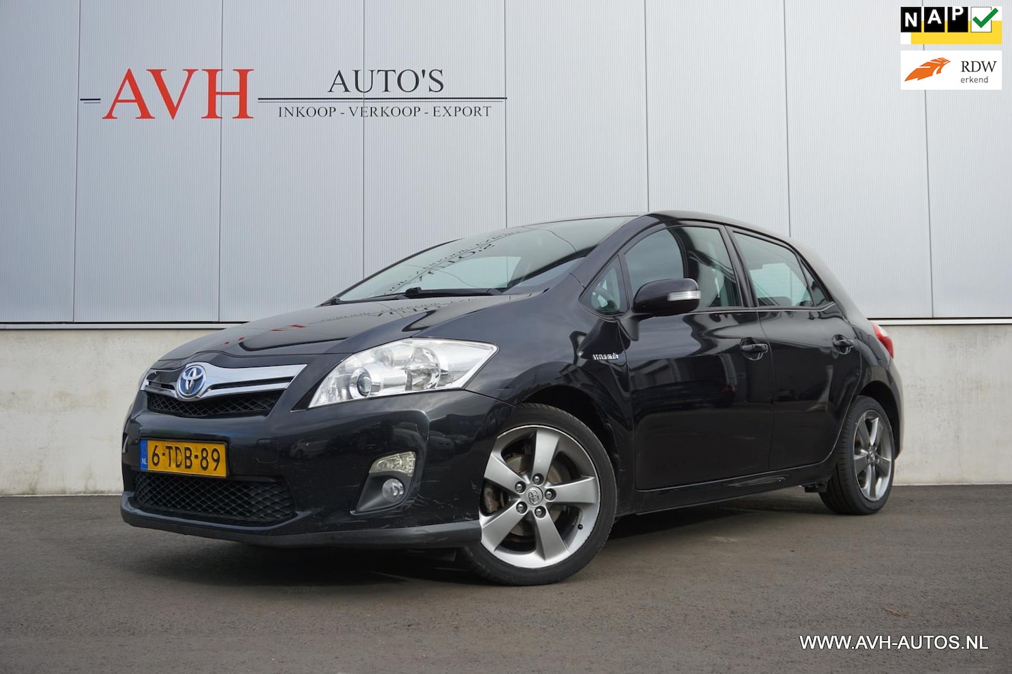 Toyota Auris - 1.8 Full Hybrid Dynamic Business 1.8 Full Hybrid Dynamic Business - AutoWereld.nl