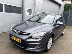 Hyundai i30 CW - 1.6i i-Motion-Clima-Cruis-Velgen-Trekhaak-APK