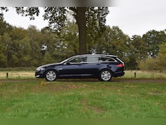 Jaguar XF Sportbrake - 2.2D Premium Business Edition Dark Sapphire Blue – 142.686km – Y2014