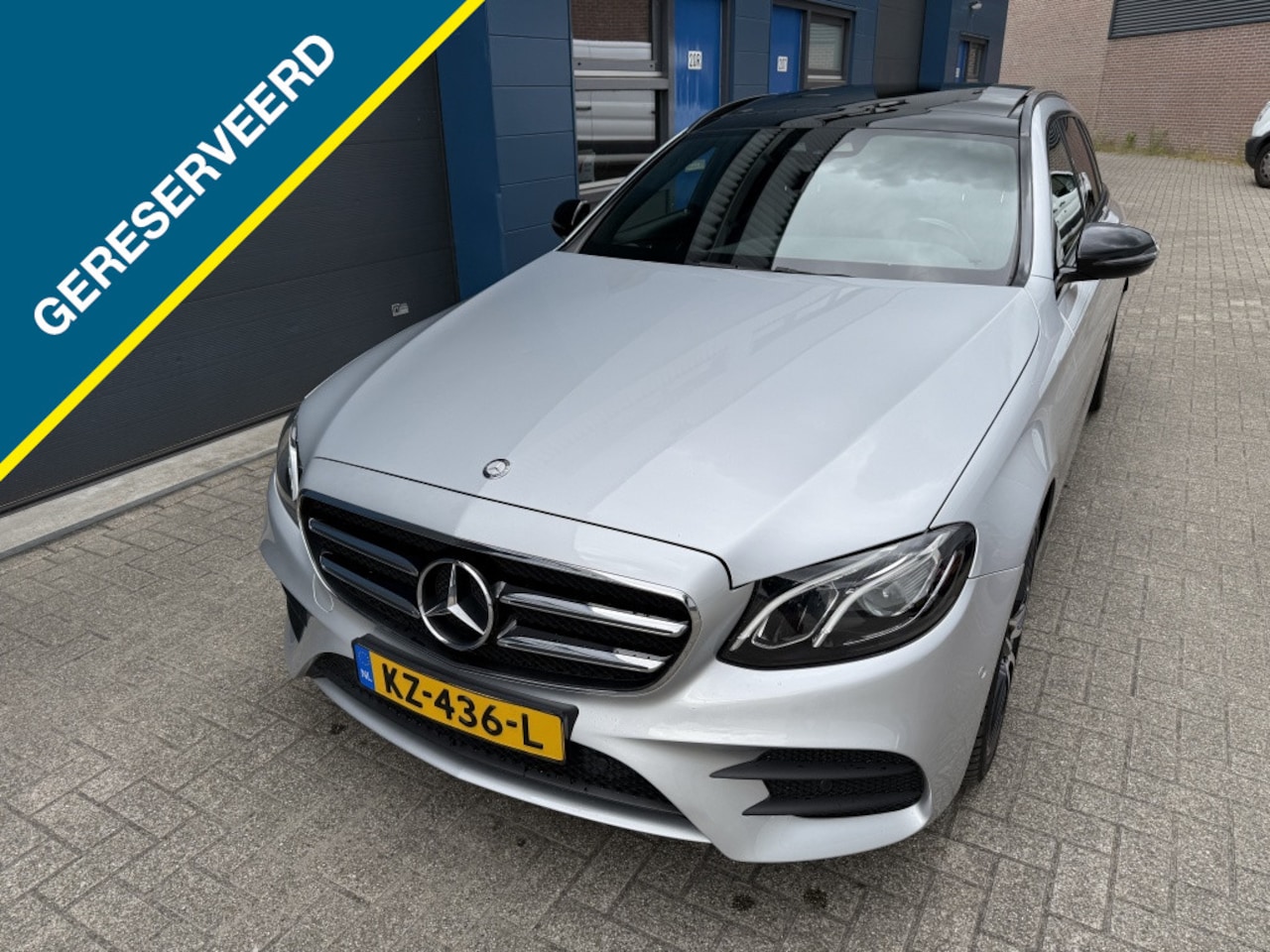 Mercedes-Benz E-klasse Estate - 220AMGLine Pano GrNavi VolOpt!! - AutoWereld.nl