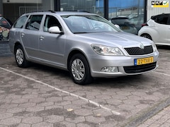 Skoda Octavia Combi - 1.2 TSI Ambition / Airco/Trekhaak/APK 15-10-2026 /