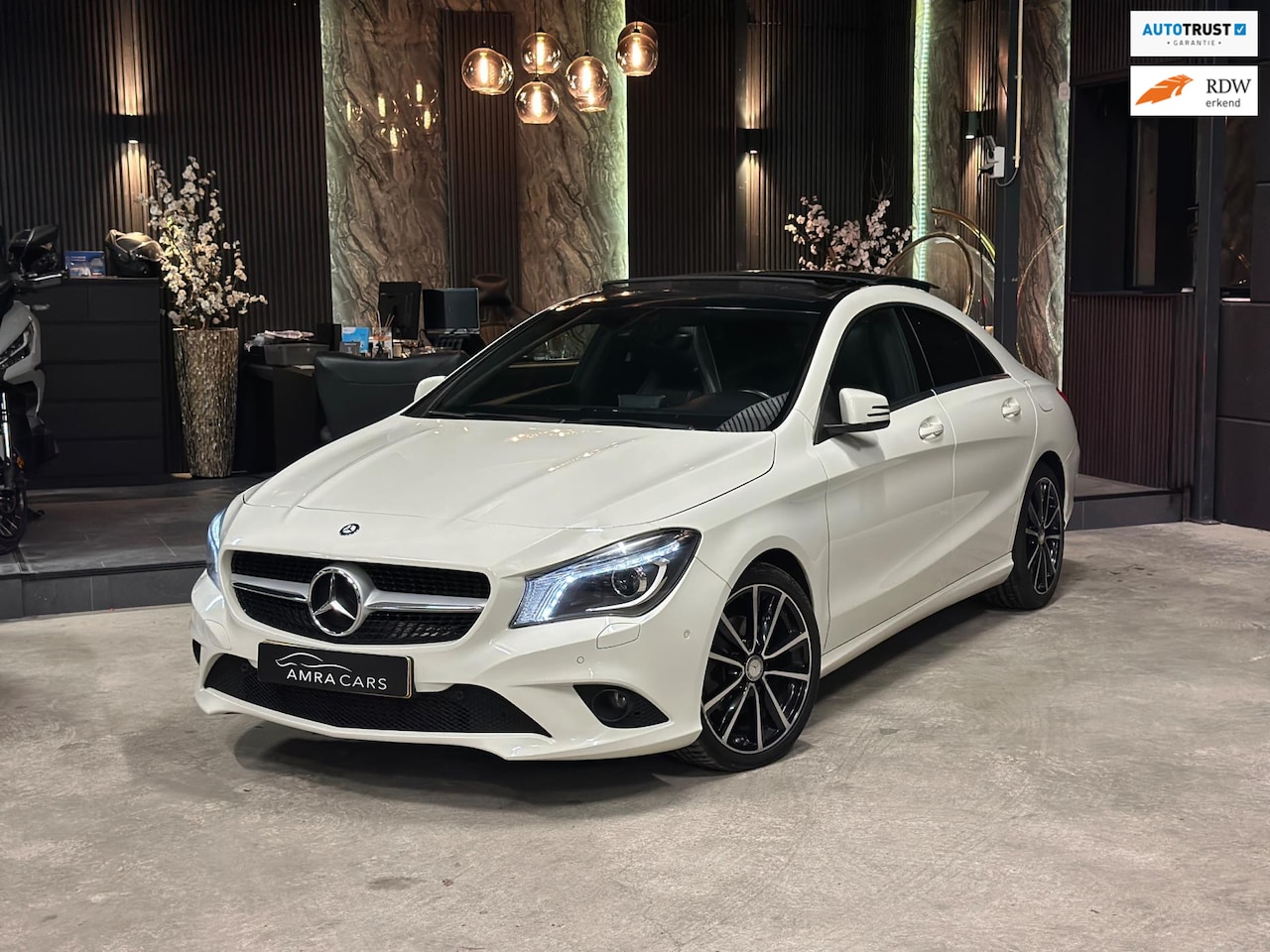 Mercedes-Benz CLA-Klasse - 180|PANORAMA|AUTOMAAT|STOELVERW| - AutoWereld.nl