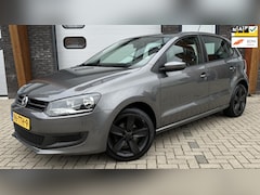Volkswagen Polo - 1.2 TSI Comfortline DSG/CRUISE/CARPLAY/NAVI