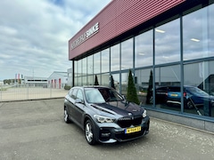 BMW X1 - sDrive18i High Executive NAVI ECC CRUISE LEDER