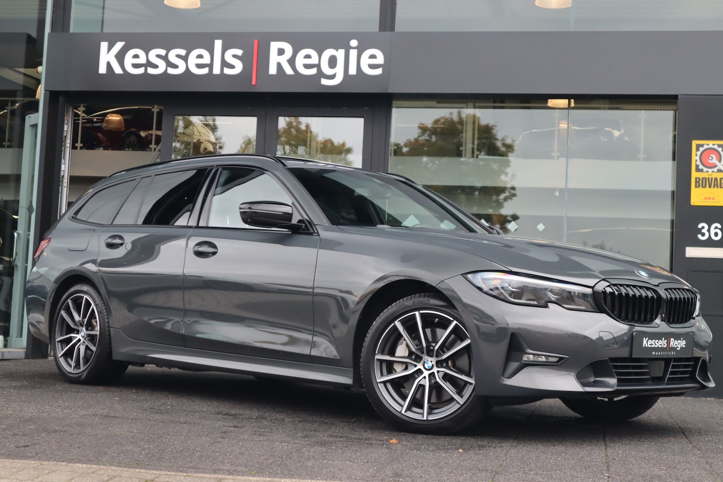 BMW 3-serie Touring - 330e xDrive Pano 360 HuD Laser ACC Ambient Hifi Dravit Individual - AutoWereld.nl