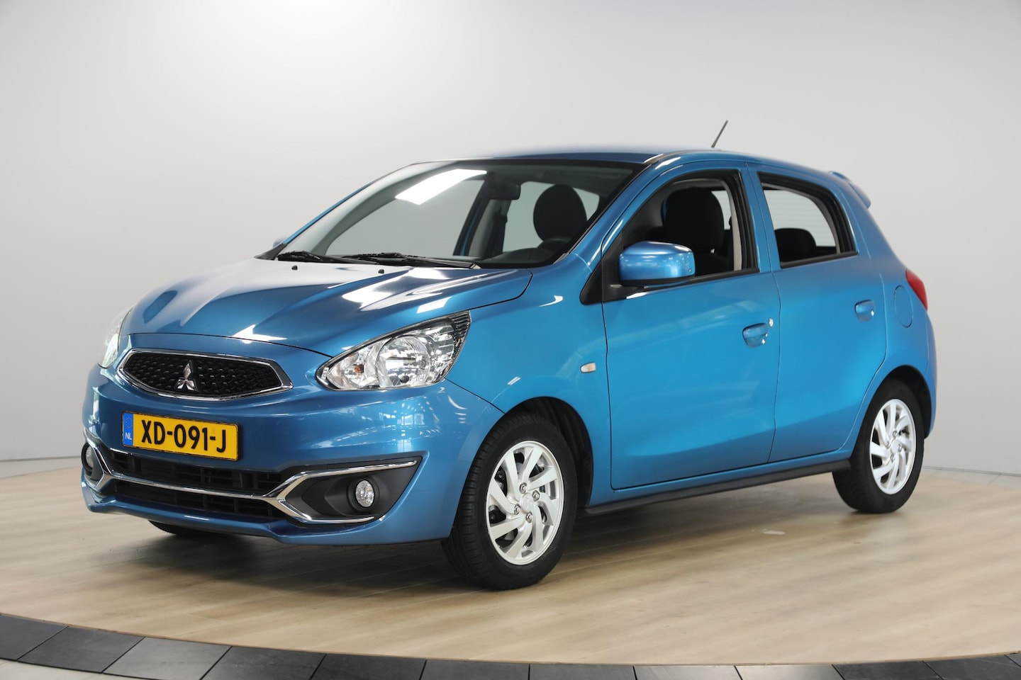 Mitsubishi Space Star - 1.0 Cool+ Airco | 2 nieuwe banden | nieuwe APK - AutoWereld.nl